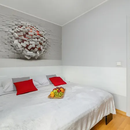 Lilly Aquamarina Seaview By Rent Like